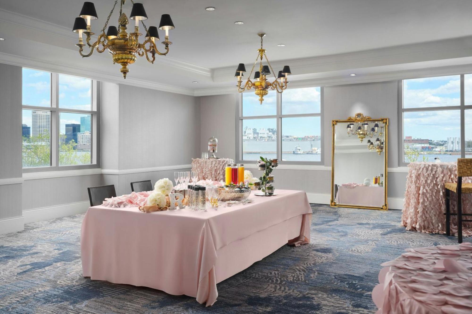 Renaissance Portsmouth-Norfolk Waterfront Hotel Екстериор снимка