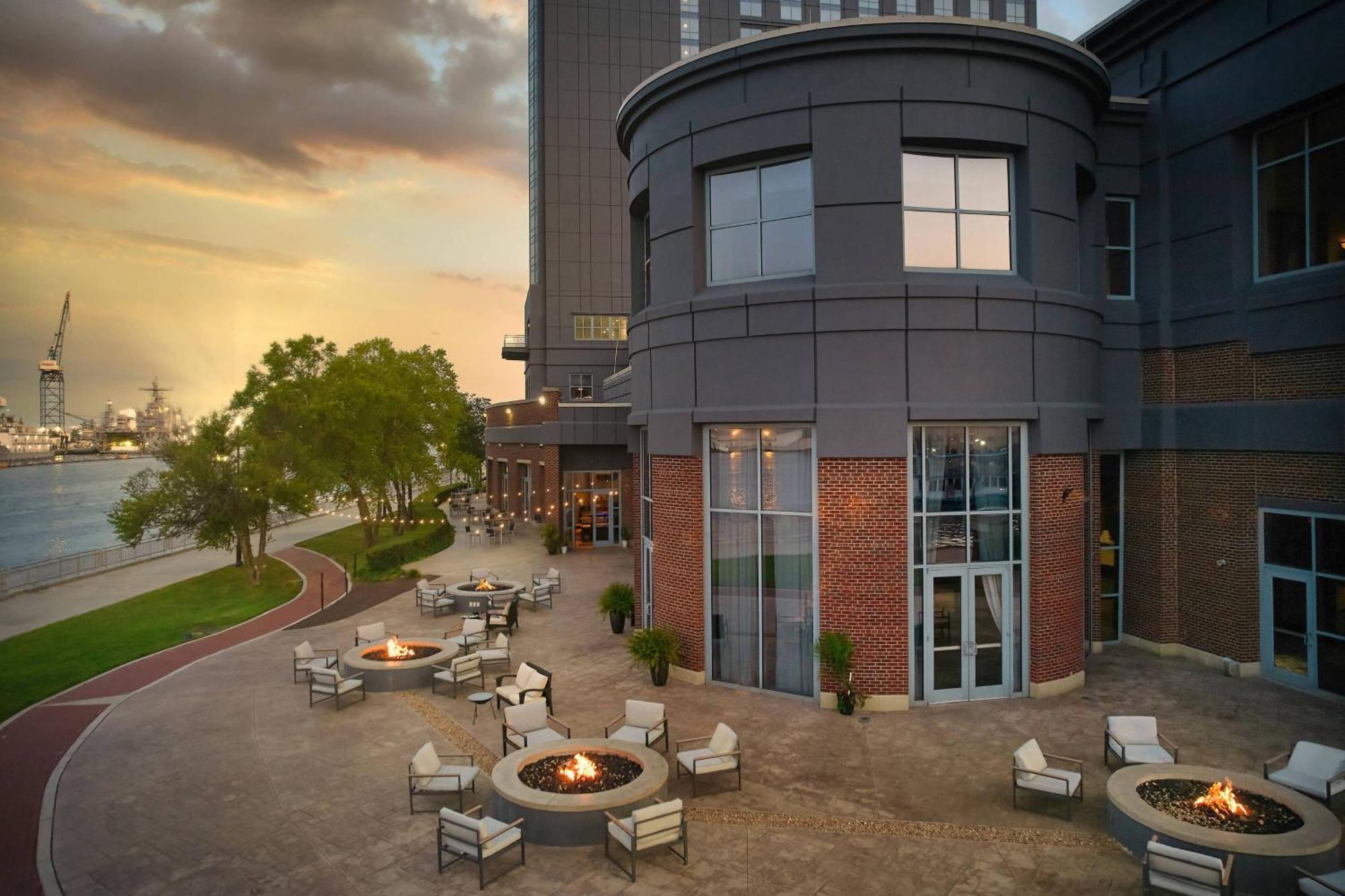 Renaissance Portsmouth-Norfolk Waterfront Hotel Екстериор снимка